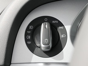 20112.8FSI CVTA п؅^