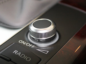 20112.8FSI CVT(q)A п؅^(q)