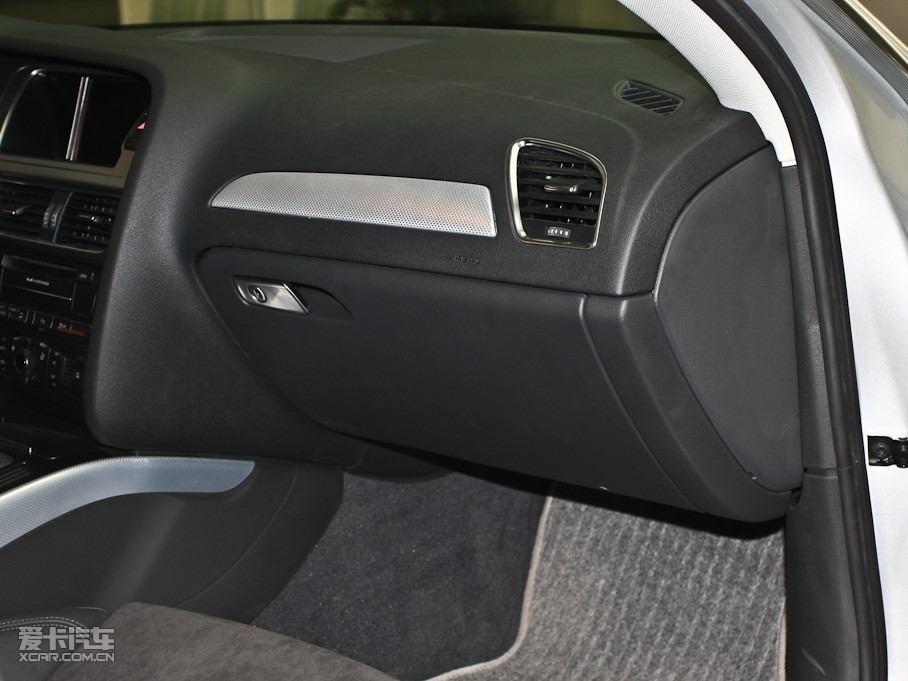 2011WA4L 2.0TFSI CVT\Ӱ