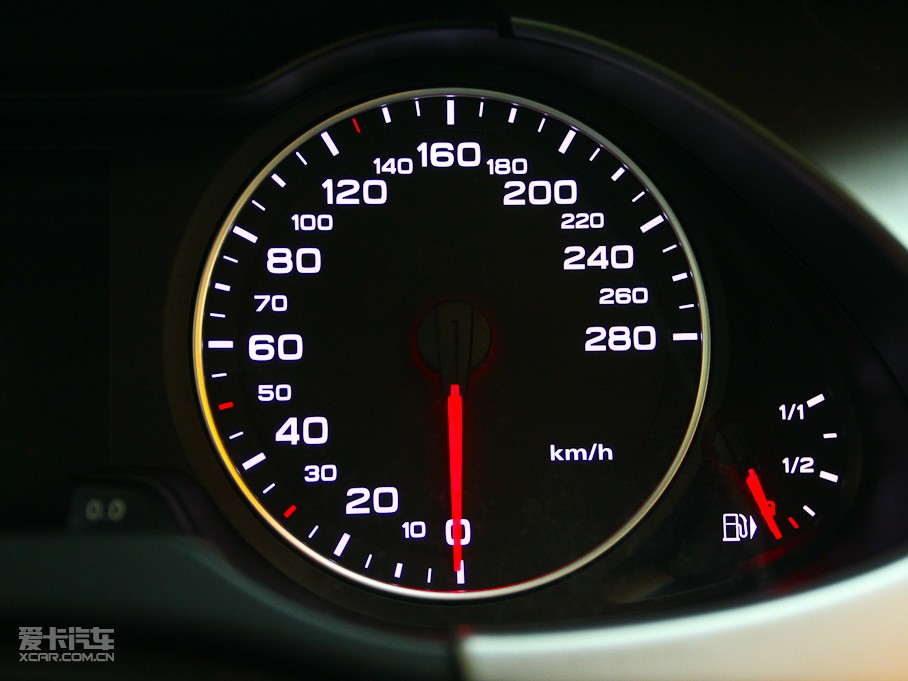 2011WA4L 2.0TFSI CVT\Ӱ