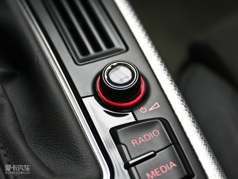 2011WA4L 2.0TFSI CVT\Ӱ