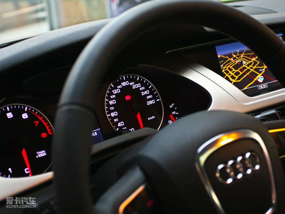 2011?yun)WA4L 2.0TFSI CVT\(yn)(dng)