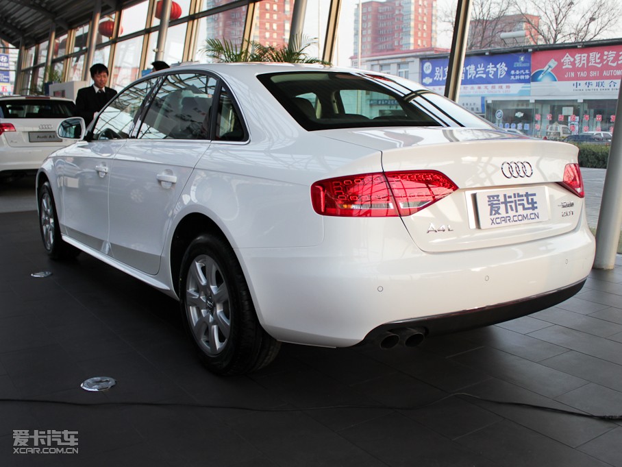 2011WA4L 2.0TFSI CVT˜ʰ