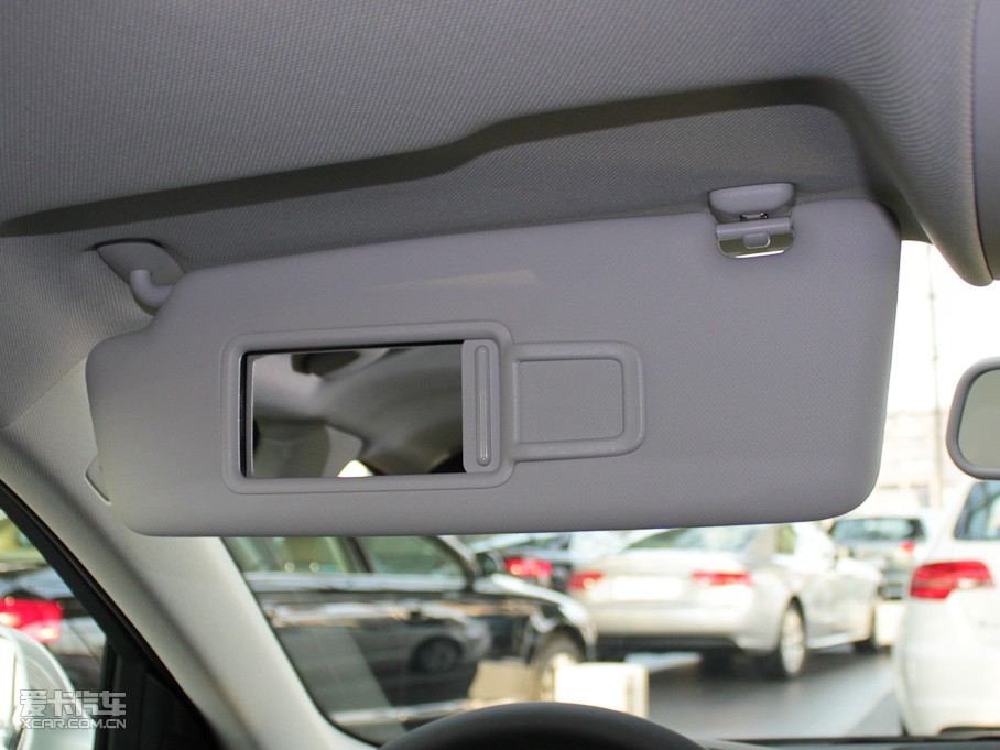 2011WA4L 2.0TFSI CVT˜ʰ