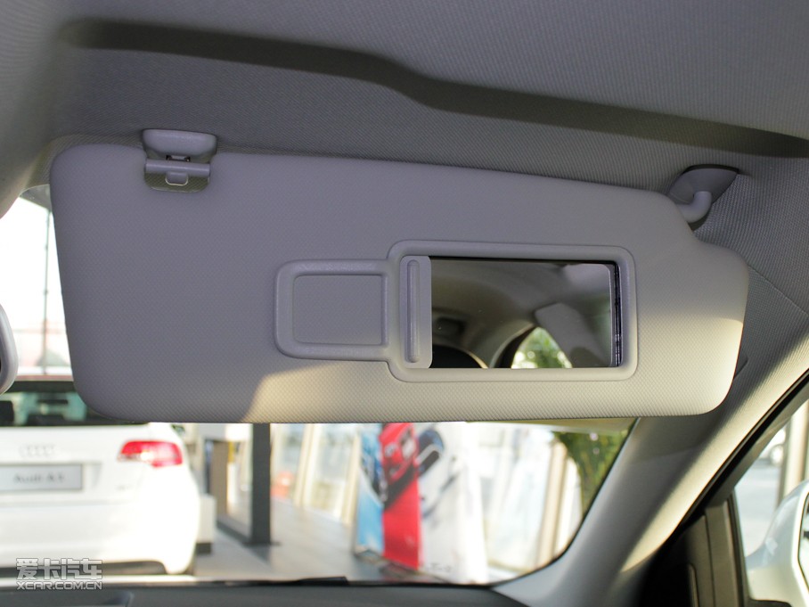 2011WA4L 2.0TFSI CVT˜ʰ