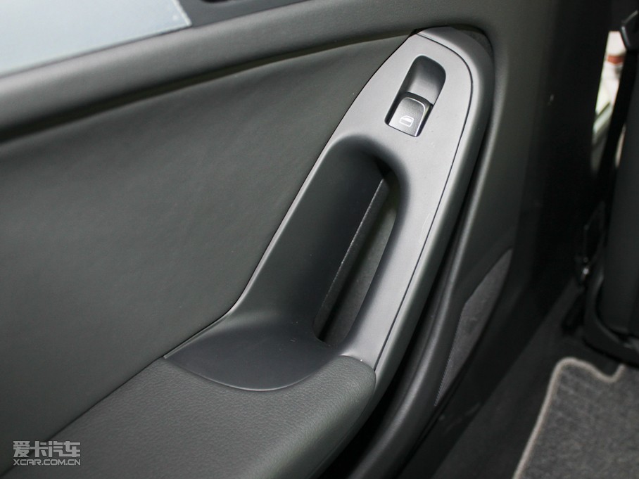 2011WA4L 2.0TFSI CVT˜ʰ