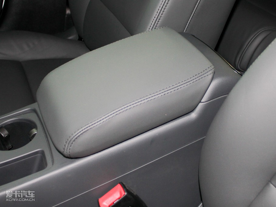 2011WA4L 2.0TFSI CVT˜ʰ