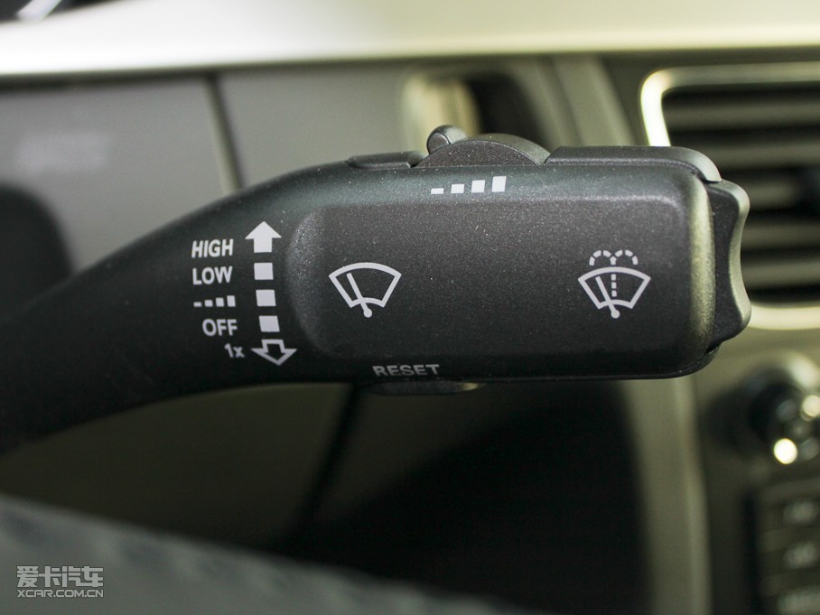 2011WA4L 2.0TFSI CVT˜ʰ