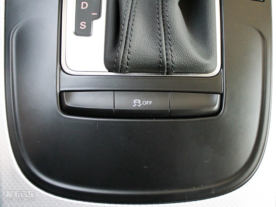 2011WA4L 2.0TFSI CVT˜ʰ