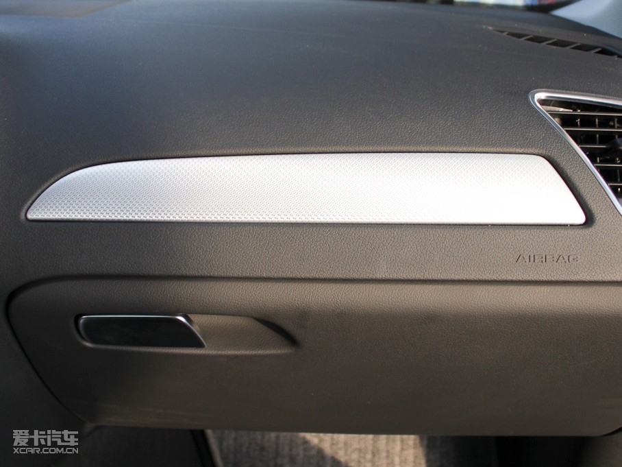 2011WA4L 2.0TFSI CVT˜ʰ