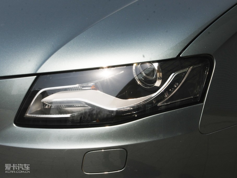 2011?yun)WA4L 2.0TFSI CVTm