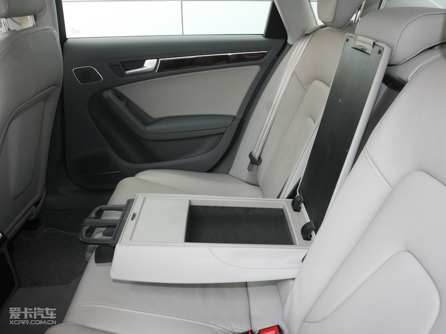 2011WA4L 2.0TFSI CVTm