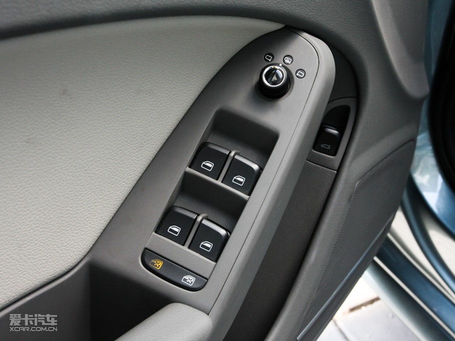 2011WA4L 2.0TFSI CVTm