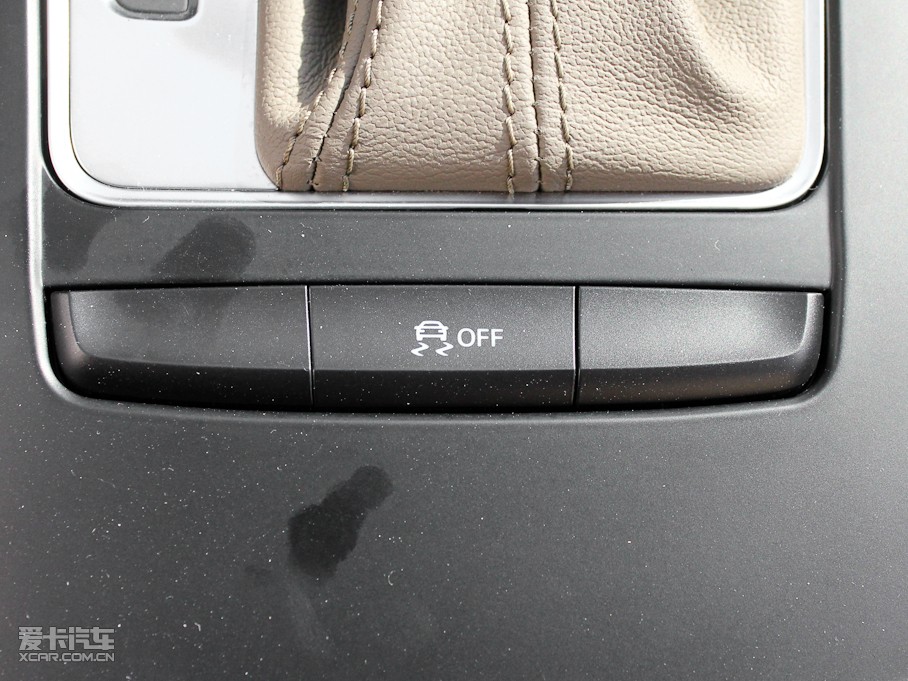 2011WA4L 2.0TFSI CVTm