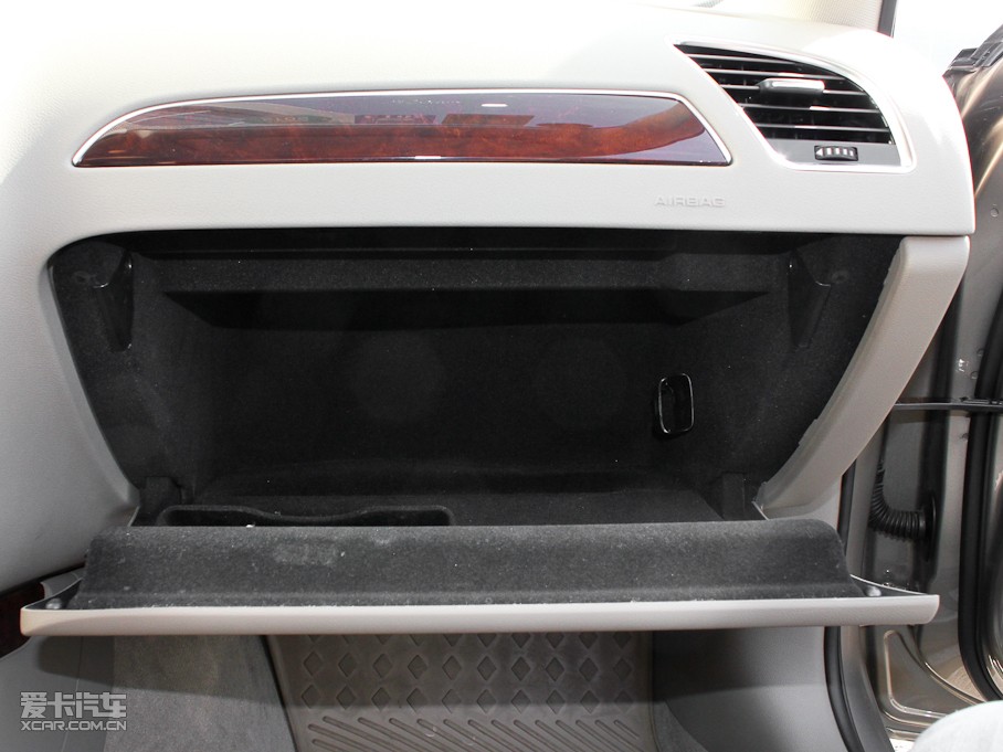 2011WA4L 2.0TFSI CVTm