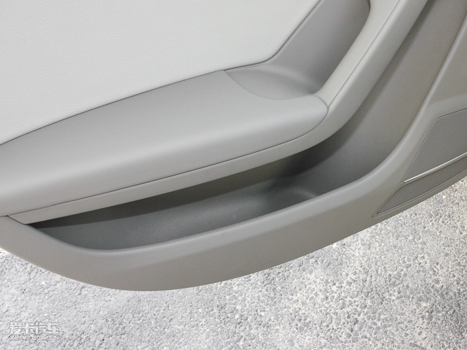 2011?yun)WA4L 2.0TFSI CVTm