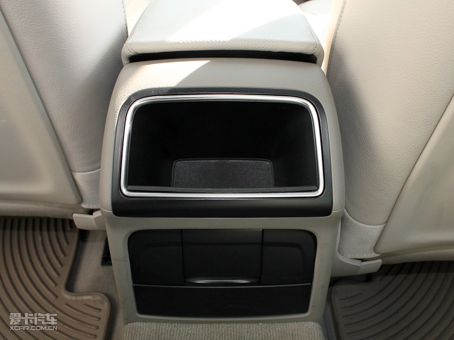 2011WA4L 2.0TFSI CVTm