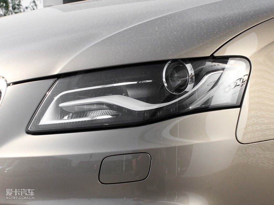 2011?yun)WA4L 2.0TFSI CVTm