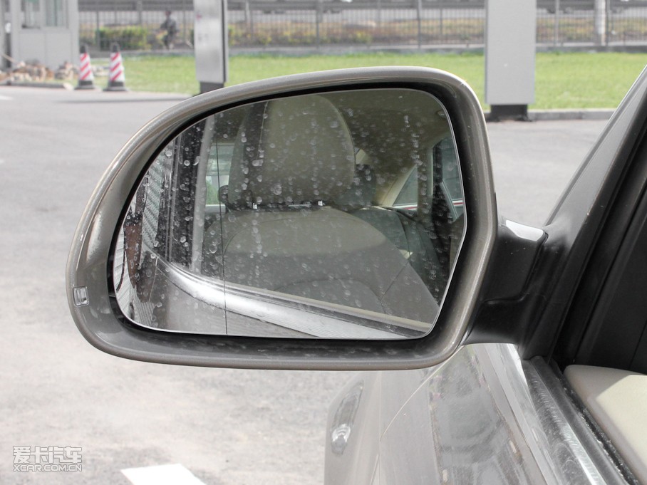 2011WA4L 2.0TFSI CVTm