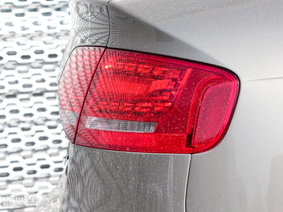 2011WA4L 2.0TFSI CVTm