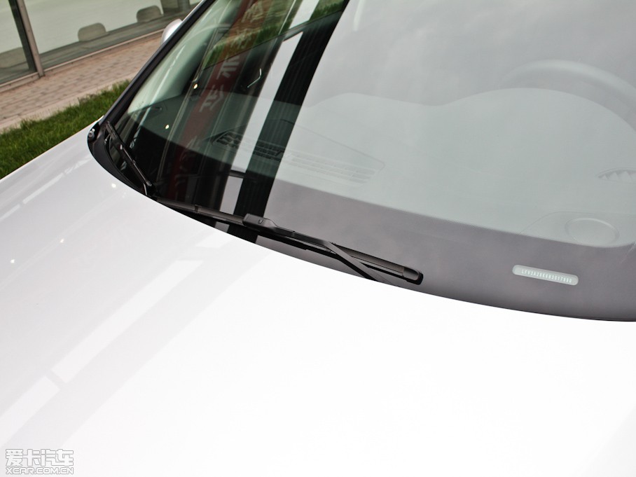 2011?yun)WA4L 2.0TFSI CVTA