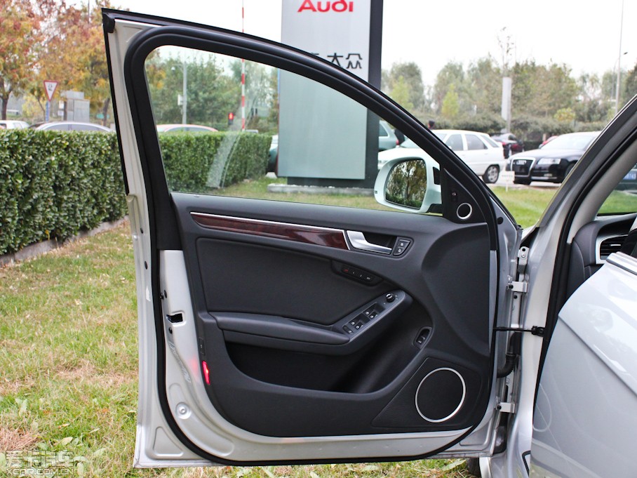 2011WA4L 2.0TFSI CVTA