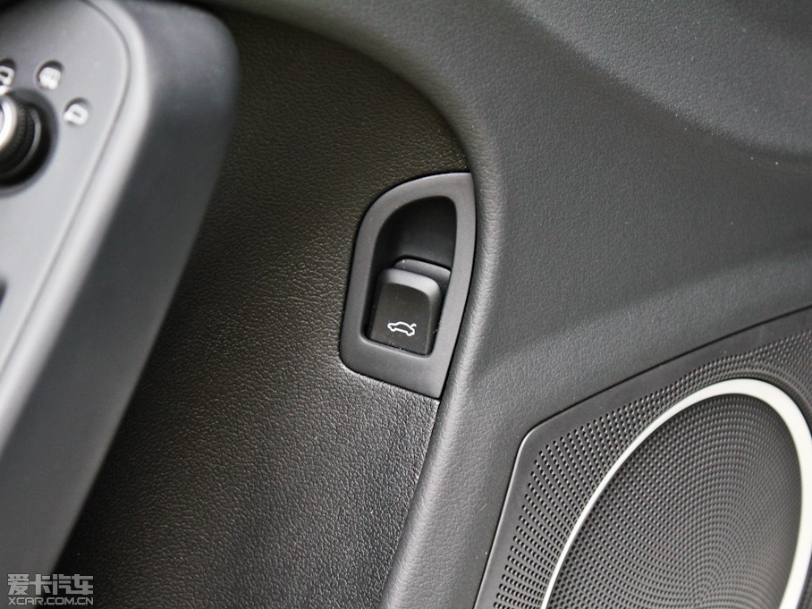 2011?yun)WA4L 2.0TFSI CVTA