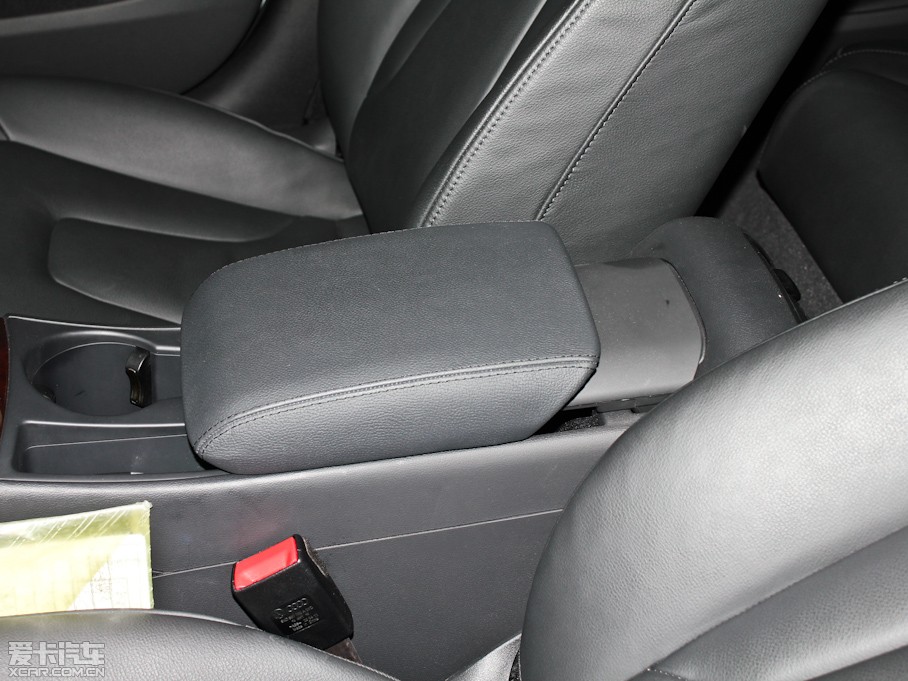 2011?yun)WA4L 2.0TFSI CVTA