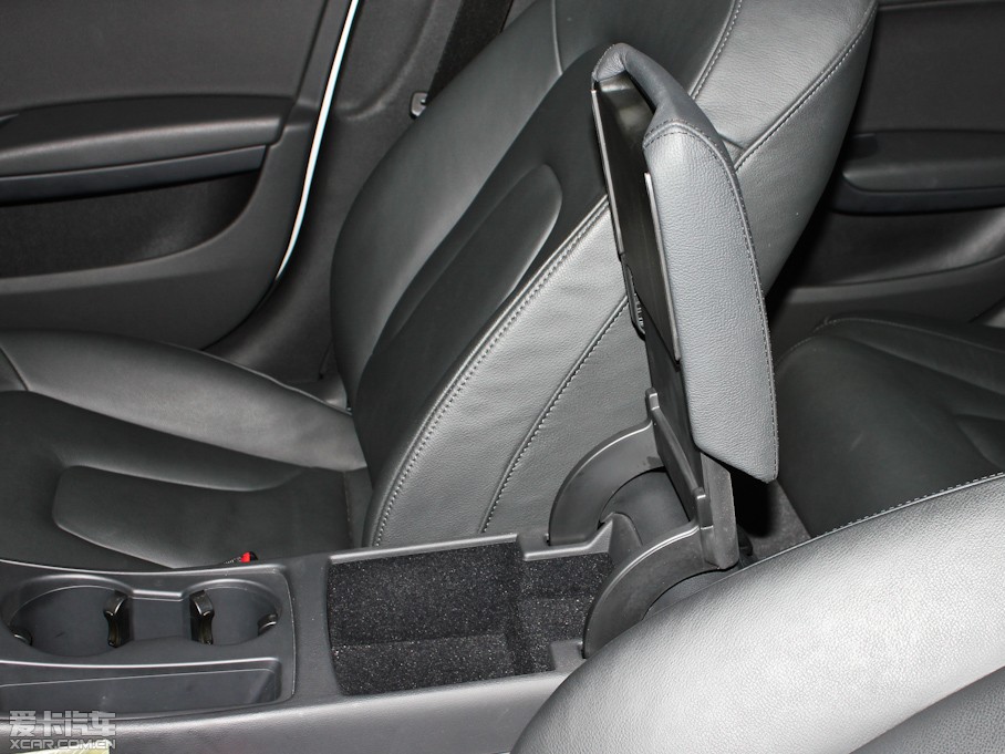 2011WA4L 2.0TFSI CVTA