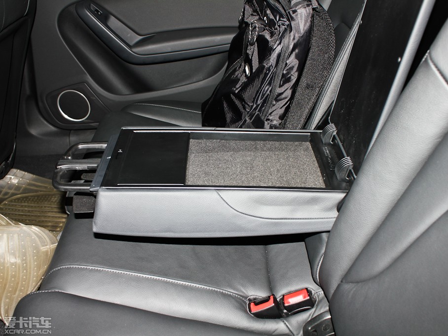 2011?yun)WA4L 2.0TFSI CVTA