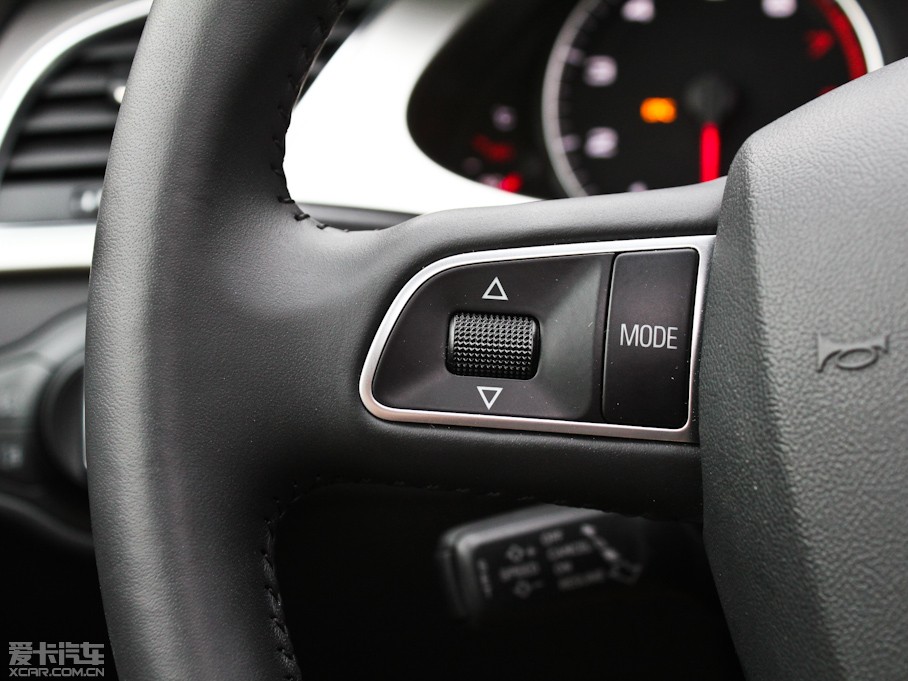 2011WA4L 2.0TFSI CVTA