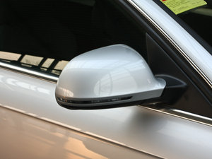 20112.0TFSI CVT\Ӱ ^