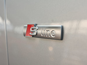 20112.0TFSI CVT\Ӱ ^