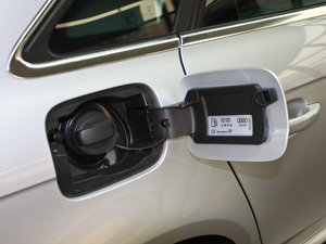 20112.0TFSI CVT\Ӱ w