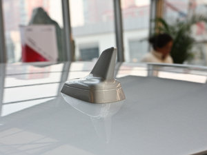 20112.0TFSI CVT\Ӱ ^