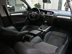 20112.0TFSI CVT\Ӱ g