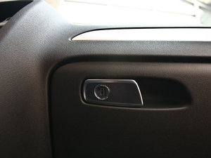 20112.0TFSI CVT\Ӱ g