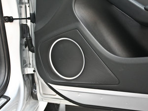 20112.0TFSI CVT\Ӱ g