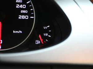 20112.0TFSI CVT\Ӱ п؅^(q)