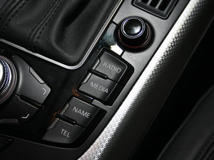 20112.0TFSI CVT\Ӱ п؅^