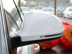 20112.0TFSI CVT˜ʰ ҕR