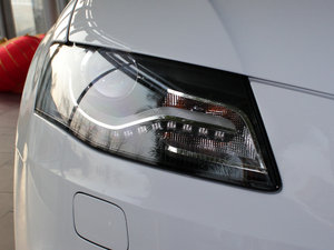 20112.0TFSI CVT˜ʰ ^