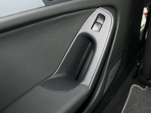 20112.0TFSI CVT˜ʰ g