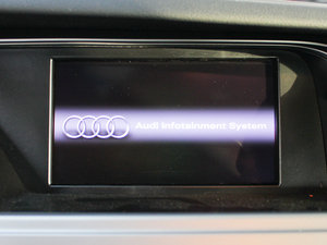 2011款2.0TFSI CVT标准版 中控台显示屏