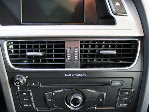 2011款2.0TFSI CVT标准版 空调出风口