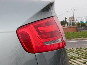 20111.8TFSI CVTm ^