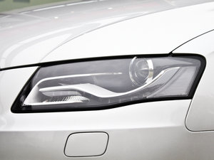 20112.0TFSI CVTA (x)(ji)^