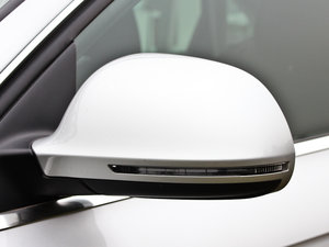 20112.0TFSI CVTA (x)(ji)^