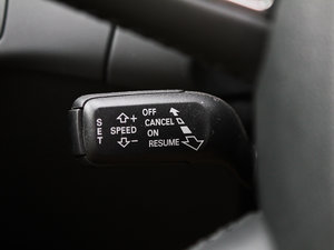 20112.0TFSI CVTA п؅^