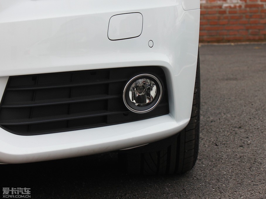 2012WA4L 2.0TFSI CVT˜ʰ